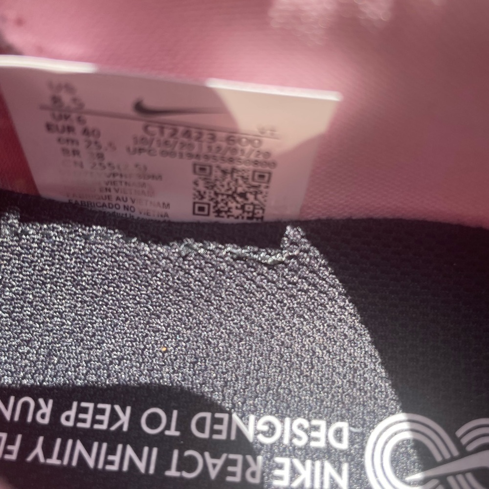 Women’s Nike React Infinity Run Flyknit 2 Running Shoe 8.5 - Picture 5 of 7